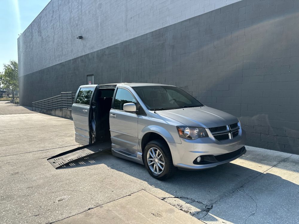 dodge grand caravan 2014 2C7WDGEG9ER457631 image dodge grand caravan 2014 2C7WDGEG9ER457631 image